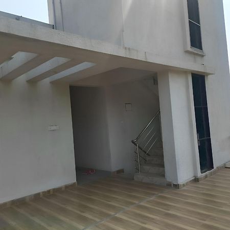 Aashirwad Residency Hotel Алибаг Екстериор снимка