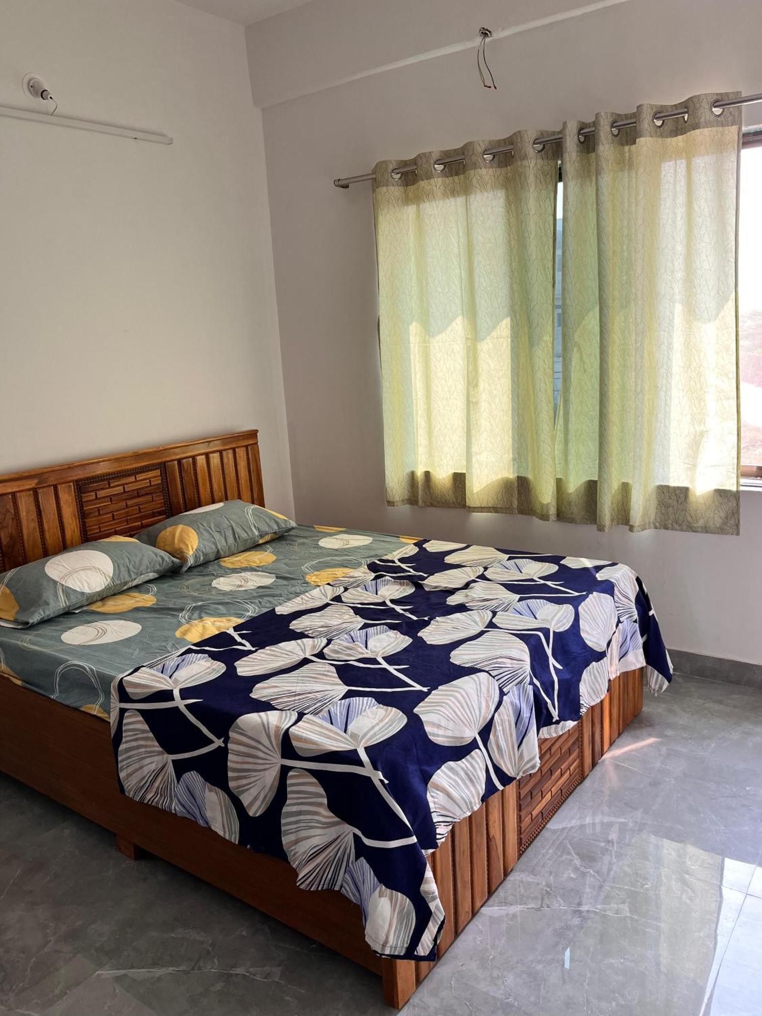 Aashirwad Residency Hotel Алибаг Екстериор снимка