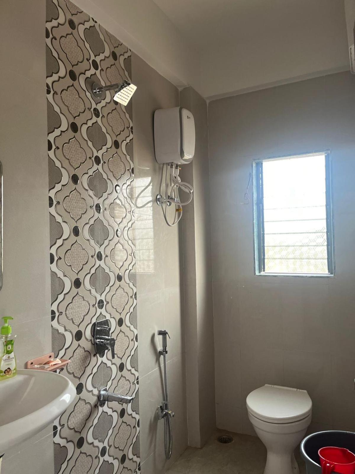 Aashirwad Residency Hotel Алибаг Екстериор снимка