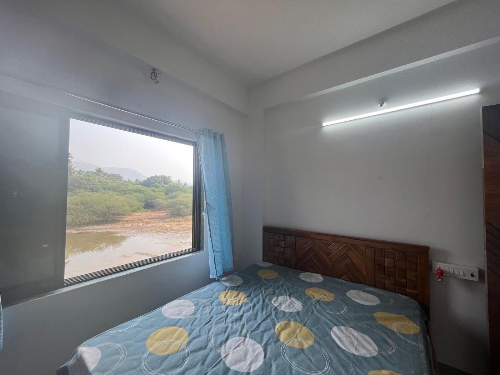 Aashirwad Residency Hotel Алибаг Екстериор снимка